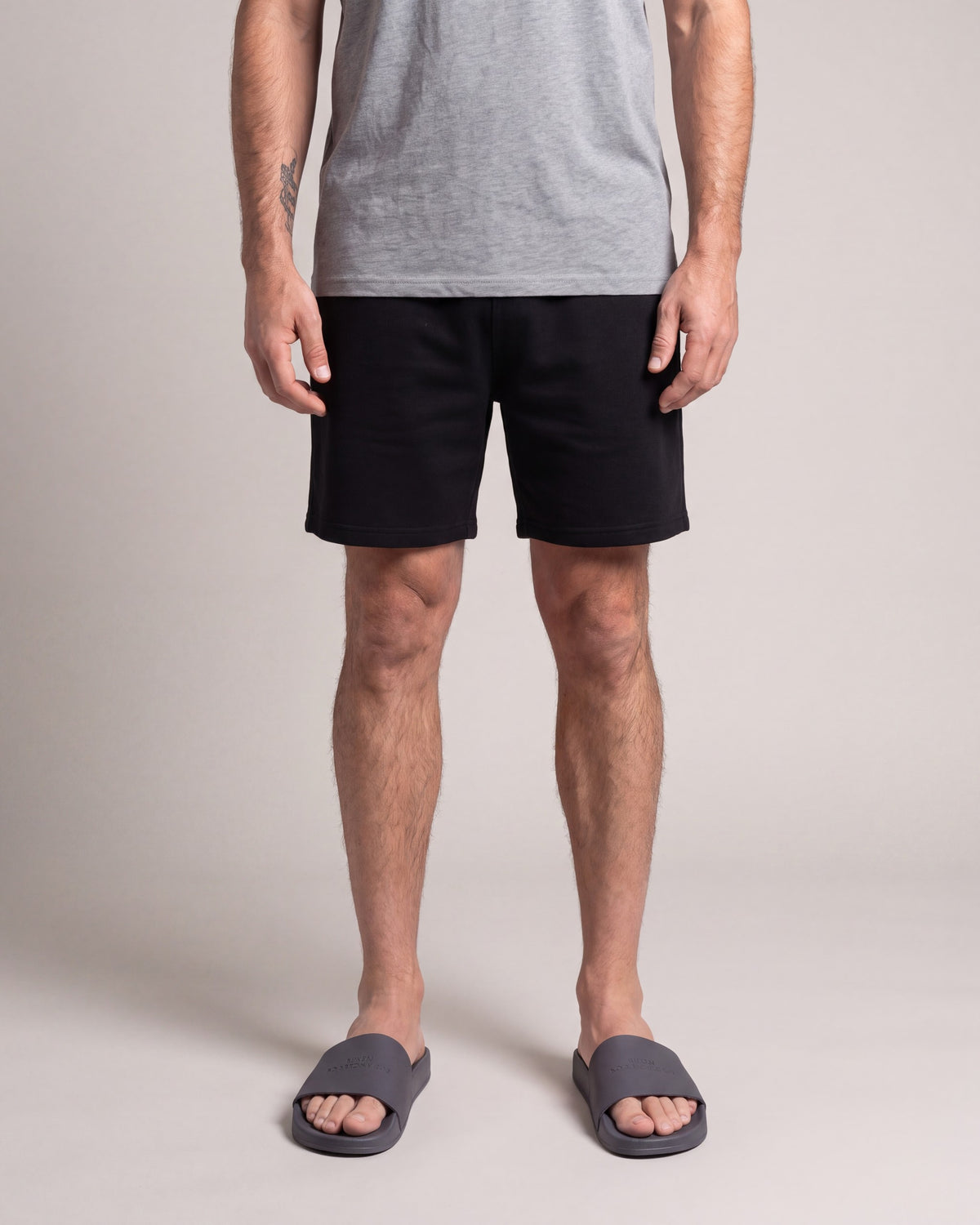 Ruxen LA Slides — Charcoal — model front