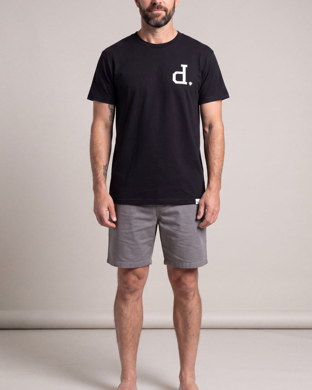 Diamond Supply New Unpolo SS tees — Black — model front
